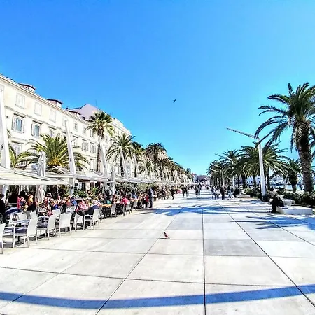 Deluxe Sea View Спліт